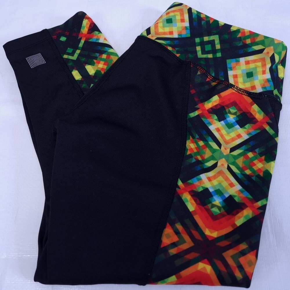 NWOT LuLaRoe Leggings Capris Cropped Pants XS Black Bright Geometric Stretch New
